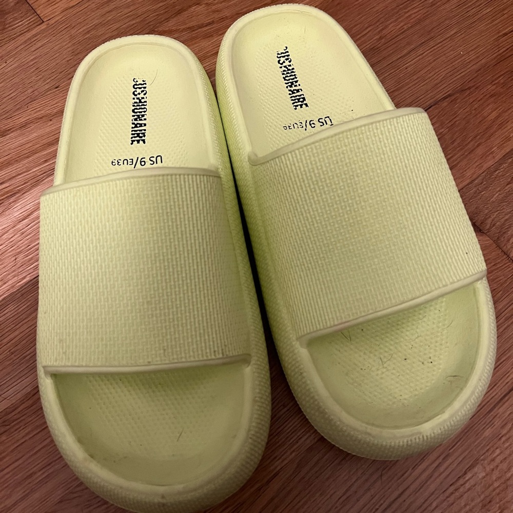 Platform Cushonaire slides